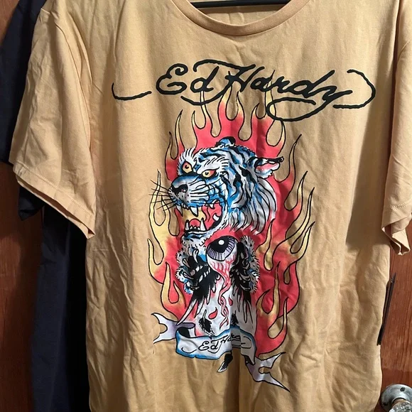NWT Ed Hardy T-shirt Lot of 3 X-Large - Picture 4 of 7